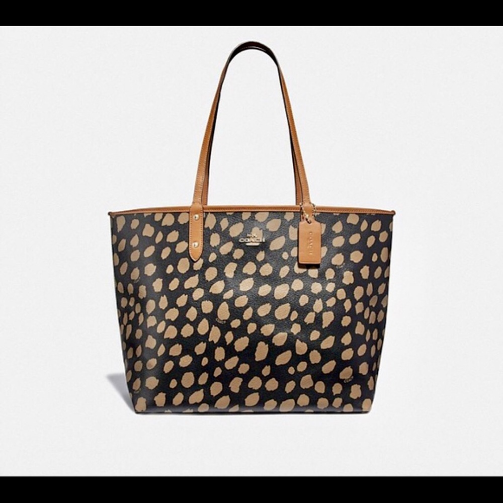 Coach Reversible City Tote With Pouch NWT